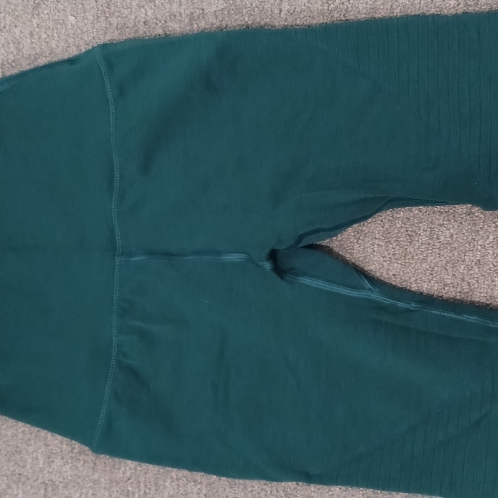 Alphalete dark green seamless legging - Picture 2 of 6